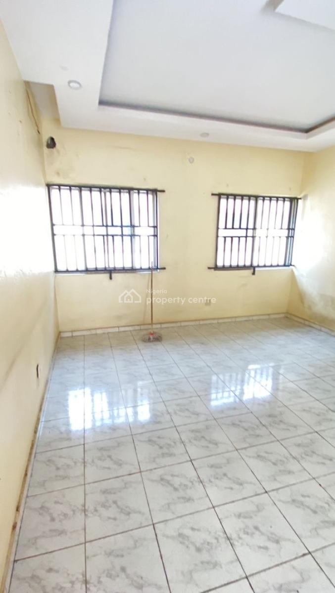 Spacious Miniflat Upstairs in a Secured Environment, Off Fola Osibo, Lekki Phase 1, Lekki, Lagos, Mini Flat (room and Parlour) for Rent