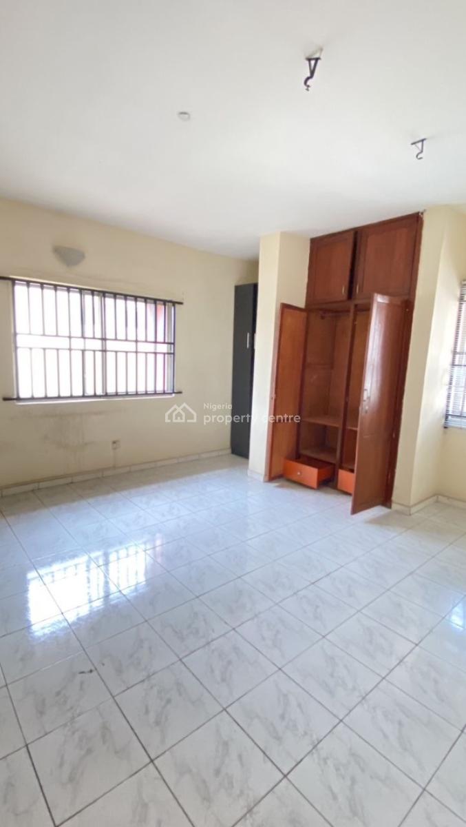 Spacious Miniflat Upstairs in a Secured Environment, Off Fola Osibo, Lekki Phase 1, Lekki, Lagos, Mini Flat (room and Parlour) for Rent