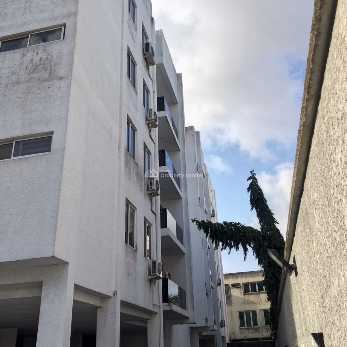Luxury and Fully Serviced 3 Bedrooms Apartments with a Bq, Parkview, Ikoyi, Lagos, Flat / Apartment for Rent