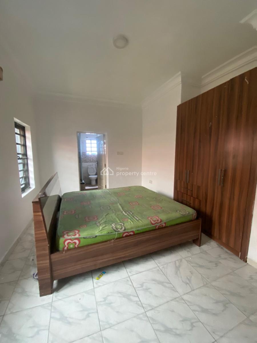 Luxury Unfurnished 2 Bedroom & Washing Machine & Inverter, Chevron, Lekki, Lagos, Flat / Apartment for Rent