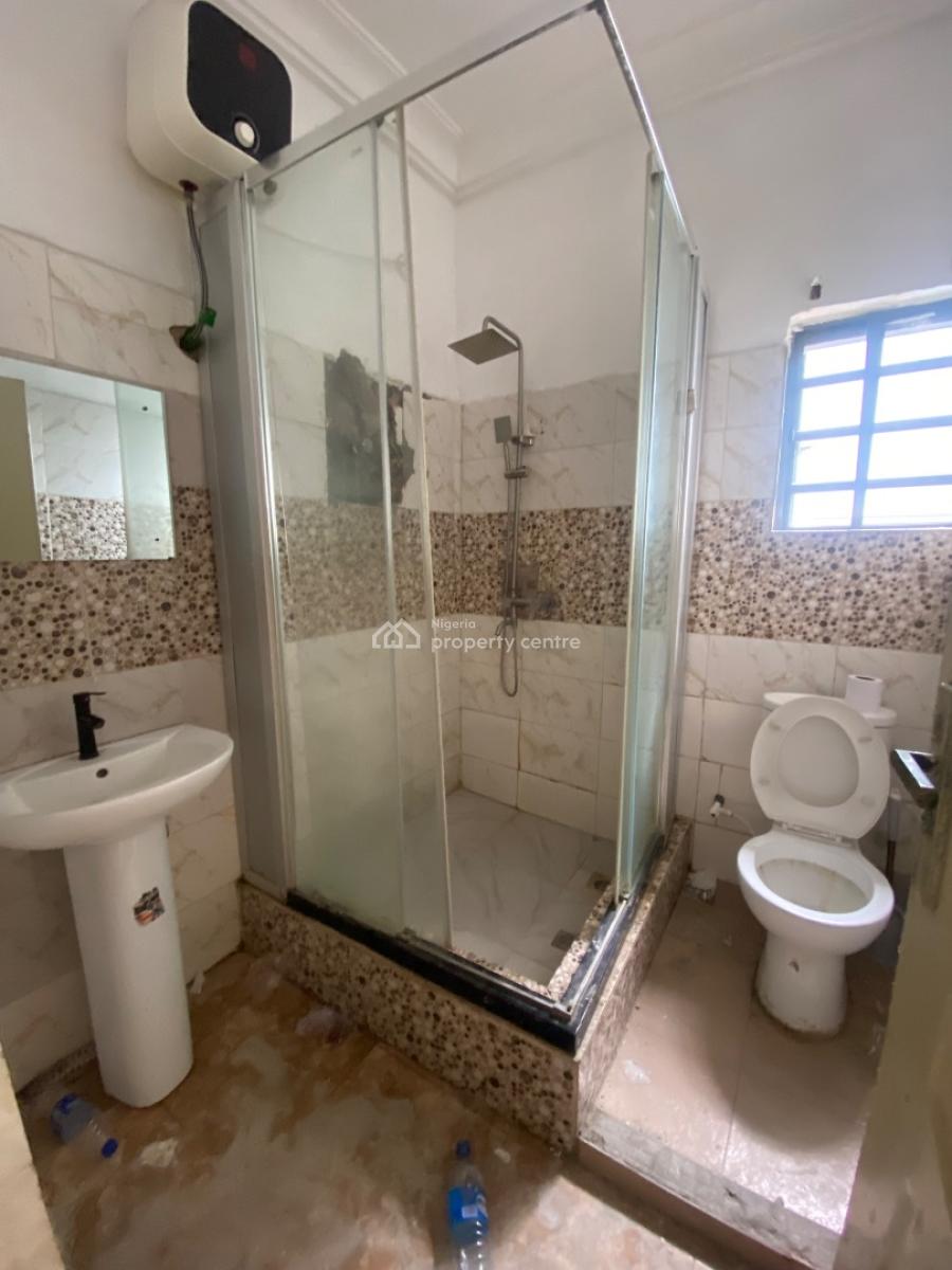 Luxury Unfurnished 2 Bedroom & Washing Machine & Inverter, Chevron, Lekki, Lagos, Flat / Apartment for Rent