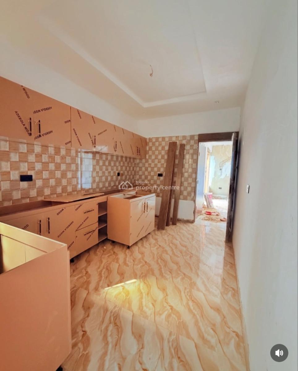 Exquisitely Built 4 Bedroom Semi Detached Duplex in a Good Environment, Magodo, Lagos, Semi-detached Duplex for Sale
