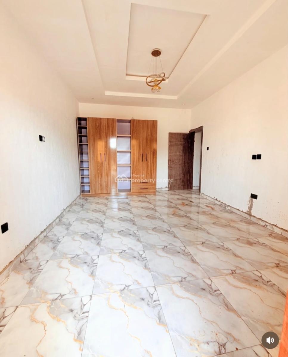 Exquisitely Built 4 Bedroom Semi Detached Duplex in a Good Environment, Magodo, Lagos, Semi-detached Duplex for Sale