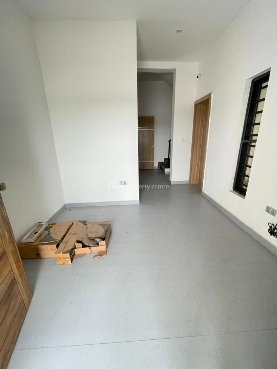 Contemporary 4 Bedroom Terrace  Sitting on Two Floors, Chevron, Lekki, Lagos, Terraced Duplex for Sale