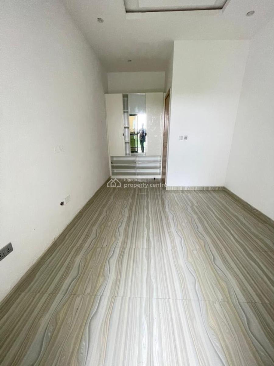 Contemporary 4 Bedroom Terrace  Sitting on Two Floors, Chevron, Lekki, Lagos, Terraced Duplex for Sale