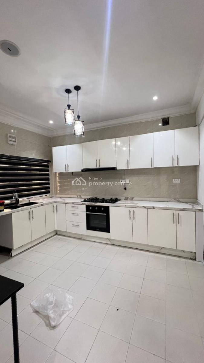 Unfurnished 3 Bedroom Maisonette with Bq Available, Platinum Way, Ikate, Lekki, Lagos, Terraced Duplex for Rent