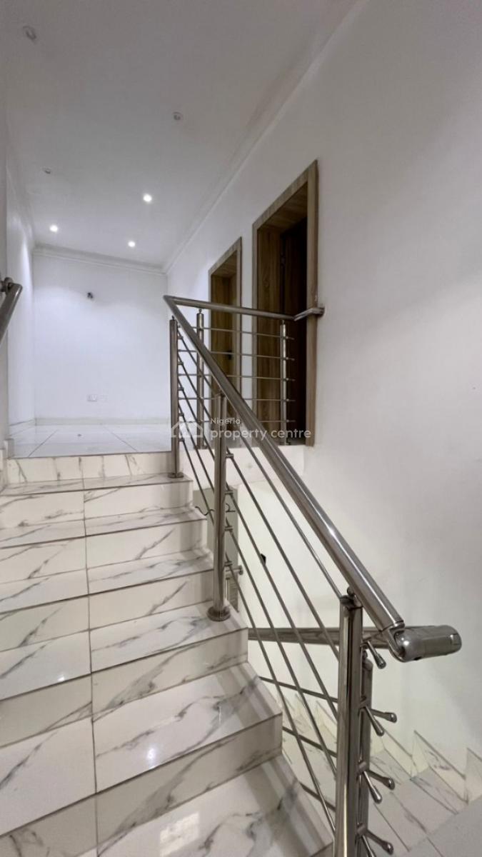 Unfurnished 3 Bedroom Maisonette with Bq Available, Platinum Way, Ikate, Lekki, Lagos, Terraced Duplex for Rent