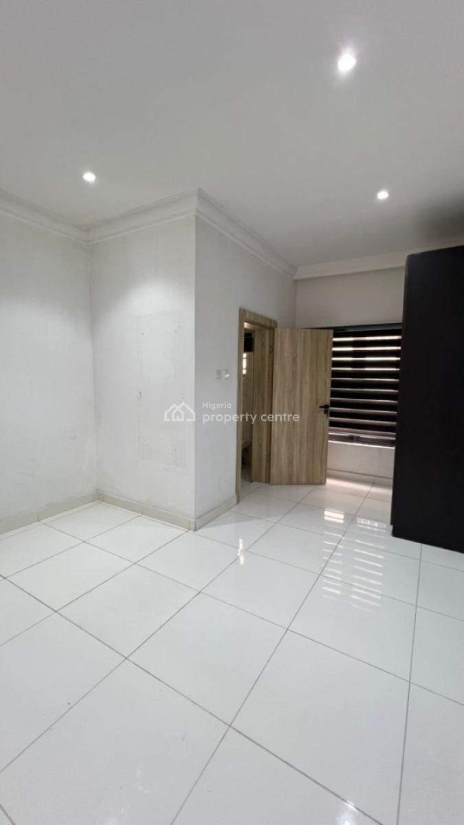 Unfurnished 3 Bedroom Maisonette with Bq Available, Platinum Way, Ikate, Lekki, Lagos, Terraced Duplex for Rent