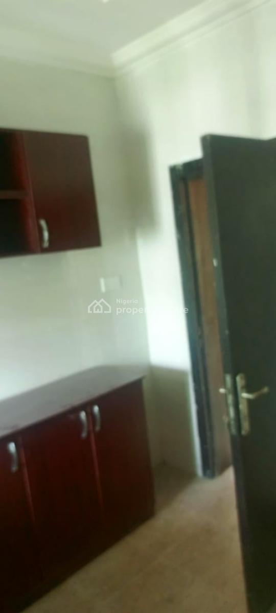 Well Maintained and Serviced One Room Self Contain Apartment, Off Ligali Ayorinde Street, Victoria Island (vi), Lagos, Self Contain (single Rooms) for Rent