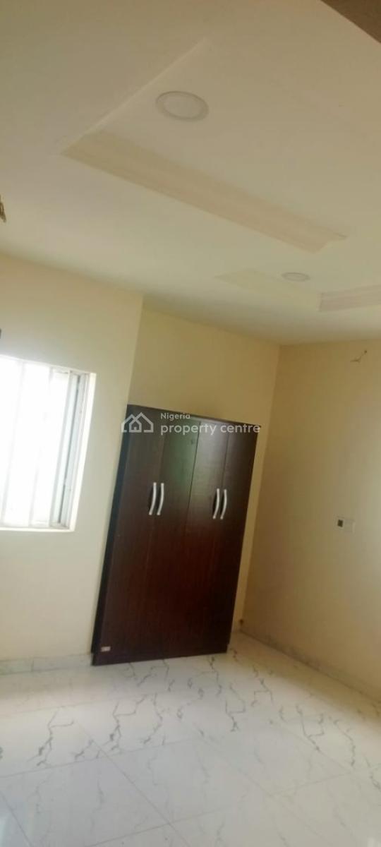 Well Maintained and Serviced One Room Self Contain Apartment, Off Ligali Ayorinde Street, Victoria Island (vi), Lagos, Self Contain (single Rooms) for Rent