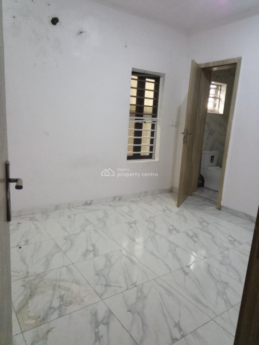 a Spacious Mini Flat, Chevron Drive, Chevy View Estate, Lekki, Lagos, Mini Flat (room and Parlour) for Rent