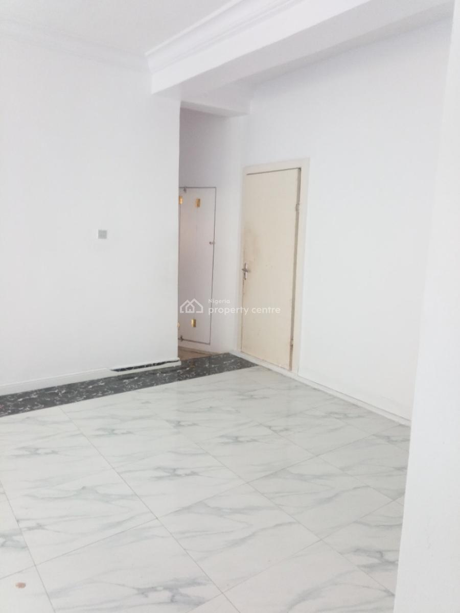 a Spacious Mini Flat, Chevron Drive, Chevy View Estate, Lekki, Lagos, Mini Flat (room and Parlour) for Rent