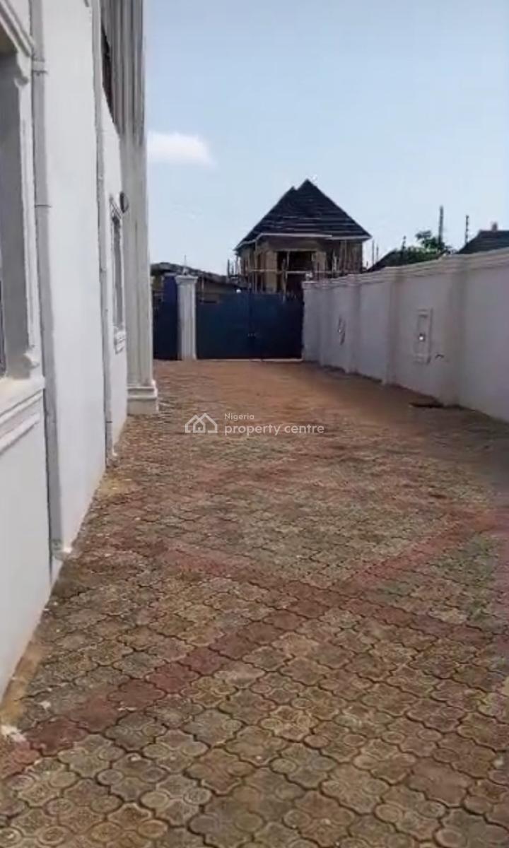 Decent Mini Flat, Grammer School., Ikorodu, Lagos, Mini Flat (room and Parlour) for Rent