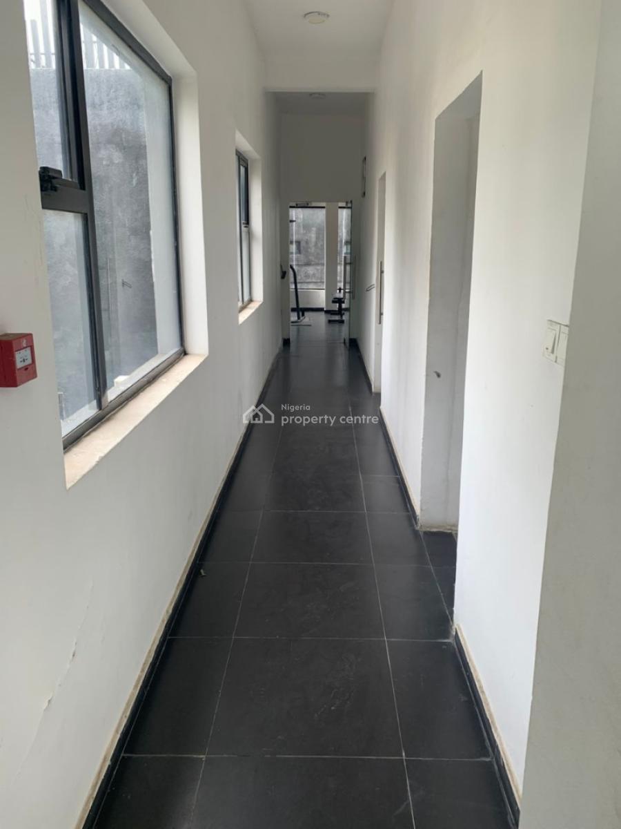 Fully Functional Office Building, Off Saka Tinubu, Victoria Island (vi), Lagos, Office Space for Sale