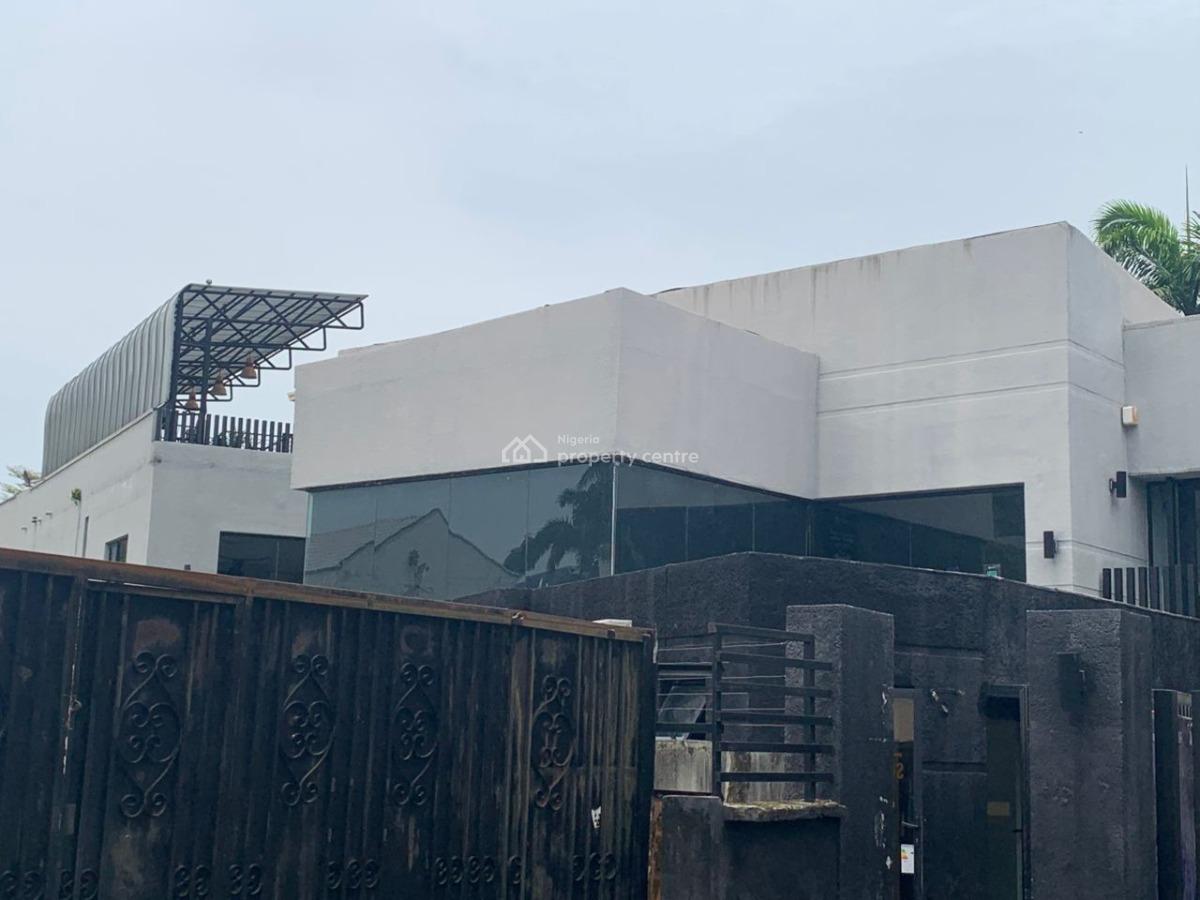 Fully Functional Office Building, Off Saka Tinubu, Victoria Island (vi), Lagos, Office Space for Sale