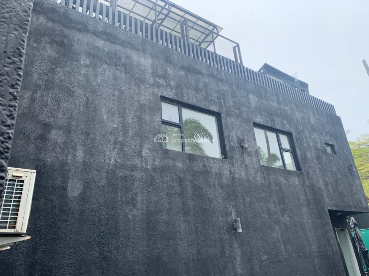 Fully Functional Office Building, Off Saka Tinubu, Victoria Island (vi), Lagos, Office Space for Sale