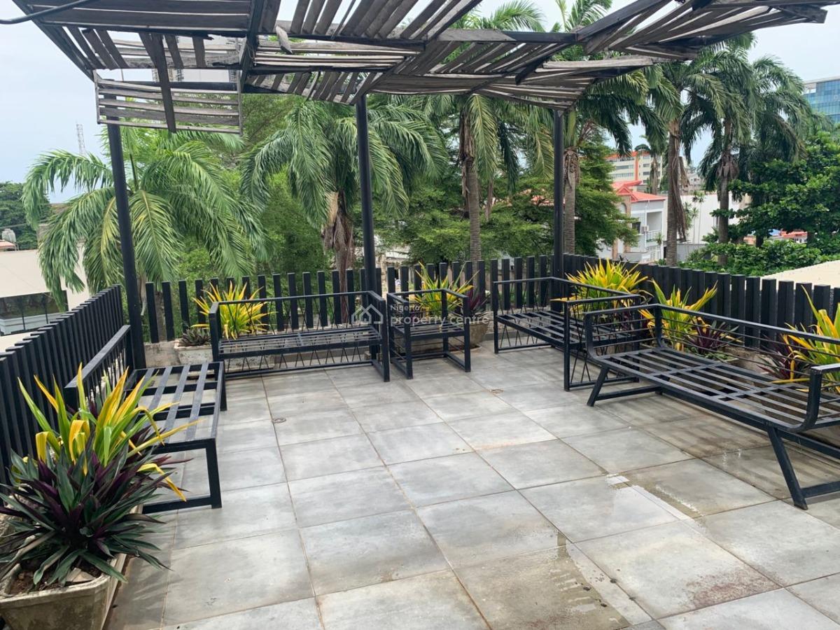 Fully Functional Office Building, Off Saka Tinubu, Victoria Island (vi), Lagos, Office Space for Sale