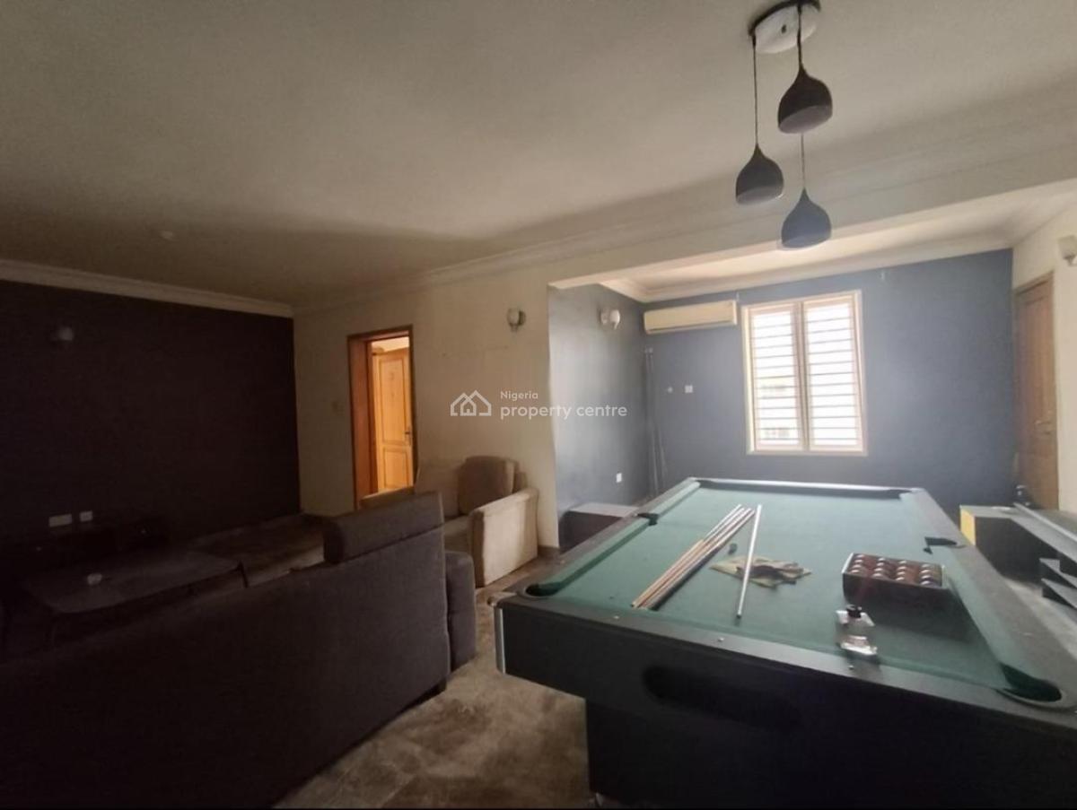 3 Bedroom Luxury Flat with 1 Room Bq, Lekki Phase 1, Lekki, Lagos, Flat / Apartment for Rent
