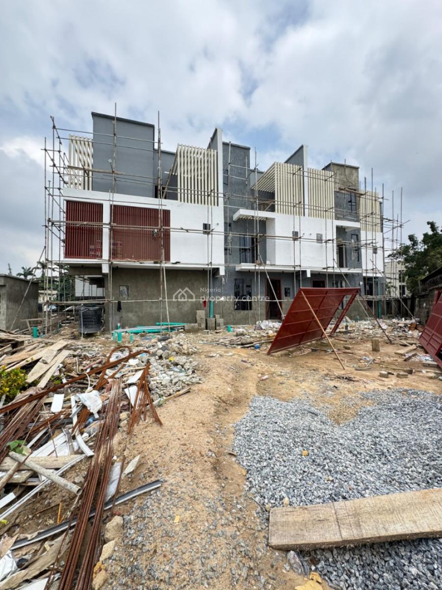 4 Bedroom Terrace Duplex with Boys Quarters, Surulere, Lagos, Terraced Duplex for Sale