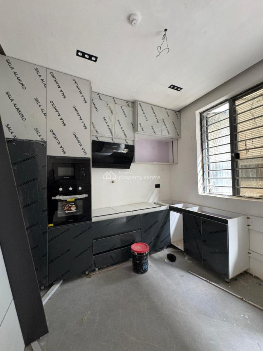 4 Bedroom Terrace Duplex with Boys Quarters, Surulere, Lagos, Terraced Duplex for Sale