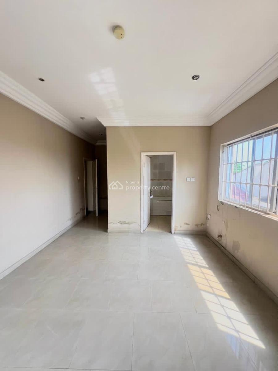 3-bedroom Apartment with Bq & Swimming Pool, Lekki Phase 1, Lekki, Lagos, Flat / Apartment for Rent