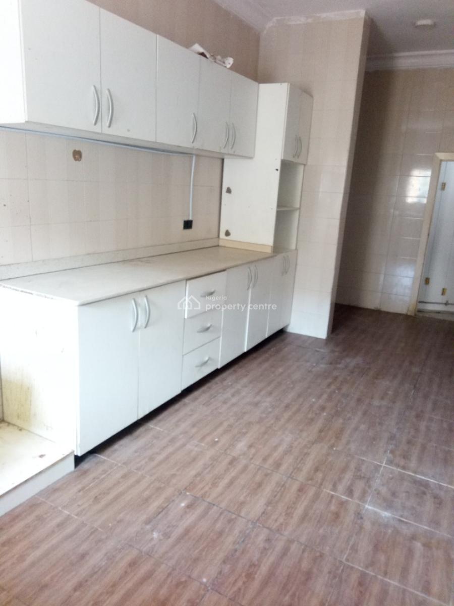 a Standard Mini Flat, Chevron Drive, Lekki Paradise 3 Estate, Lekki, Lagos, Mini Flat (room and Parlour) for Rent