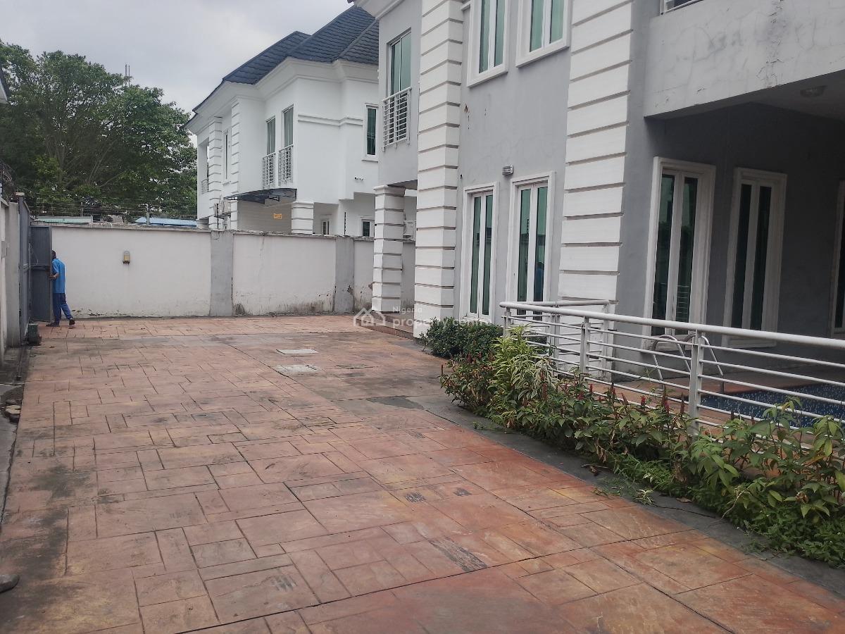 6 Bedroom Fully Detached Duplex with 2 Rooms Bq, Gra Ikeja Lagos, Ikeja, Lagos, Detached Duplex for Rent