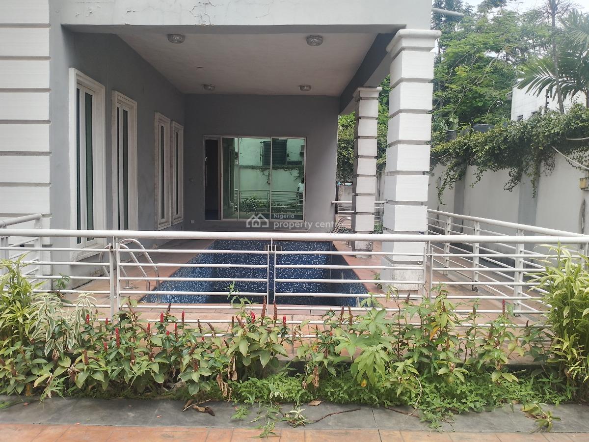 6 Bedroom Fully Detached Duplex with 2 Rooms Bq, Gra Ikeja Lagos, Ikeja, Lagos, Detached Duplex for Rent