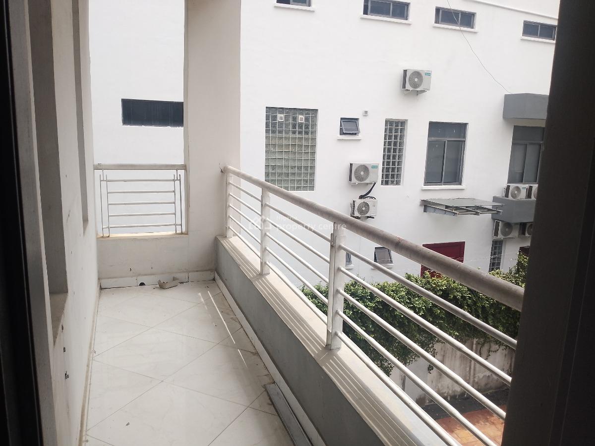 6 Bedroom Fully Detached Duplex with 2 Rooms Bq, Gra Ikeja Lagos, Ikeja, Lagos, Detached Duplex for Rent