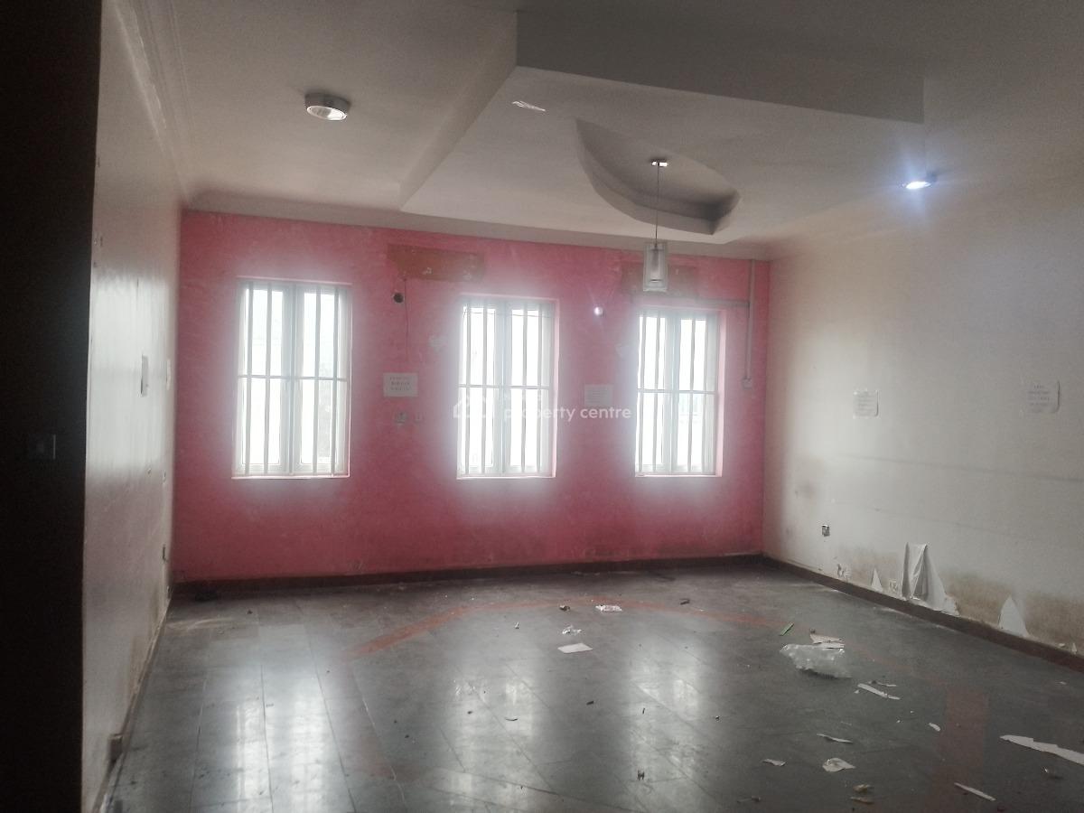 6 Bedroom Fully Detached Duplex with 2 Rooms Bq, Gra Ikeja Lagos, Ikeja, Lagos, Detached Duplex for Rent
