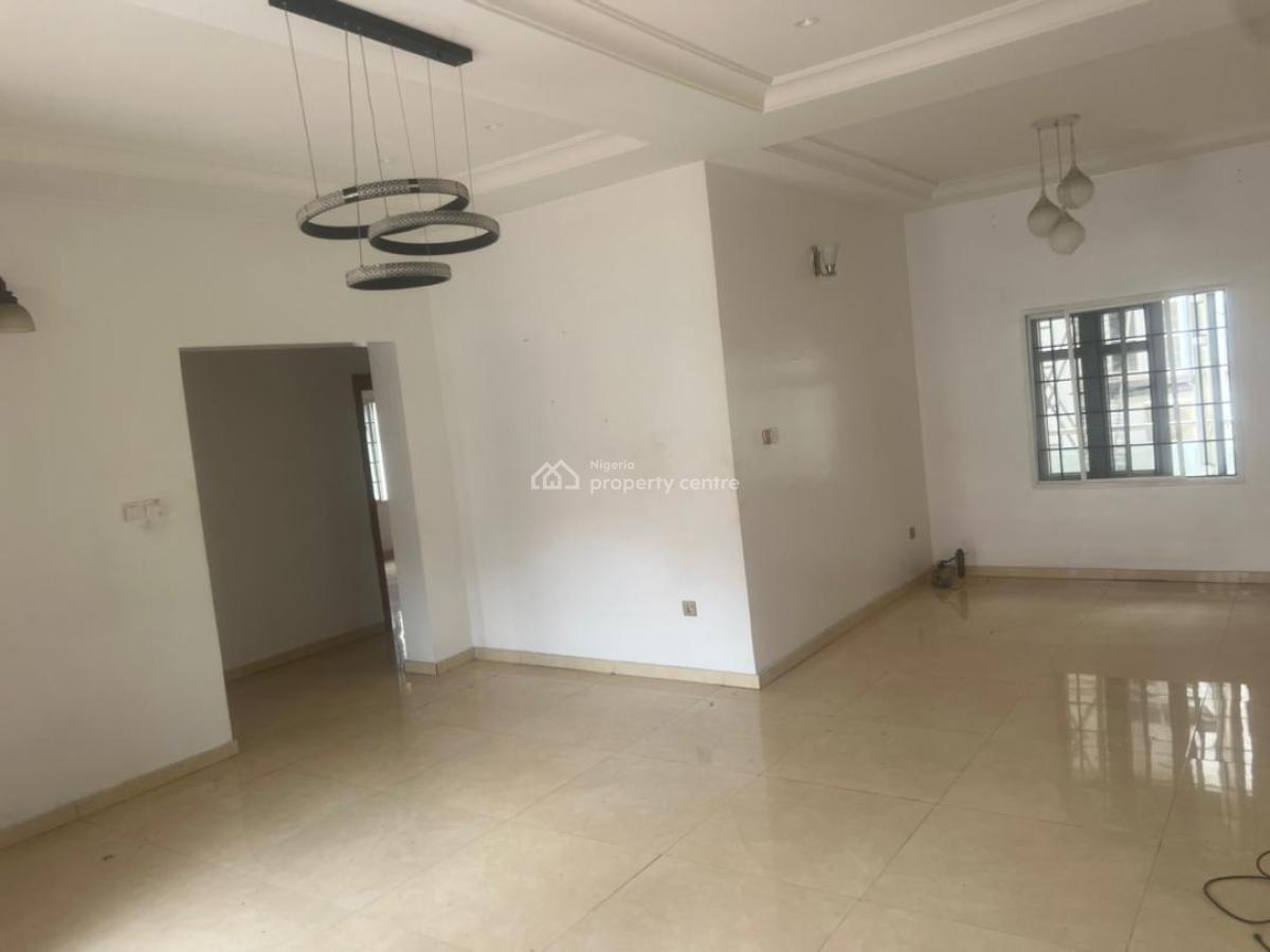 2 Bedroom Apartment, Ikota, Lekki, Lagos, Flat / Apartment for Rent