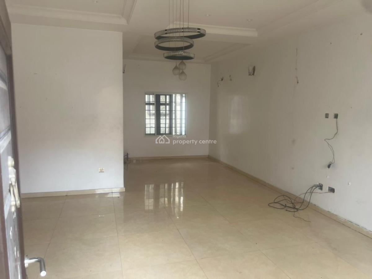 2 Bedroom Apartment, Ikota, Lekki, Lagos, Flat / Apartment for Rent