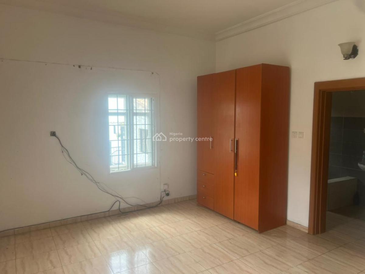 2 Bedroom Apartment, Ikota, Lekki, Lagos, Flat / Apartment for Rent
