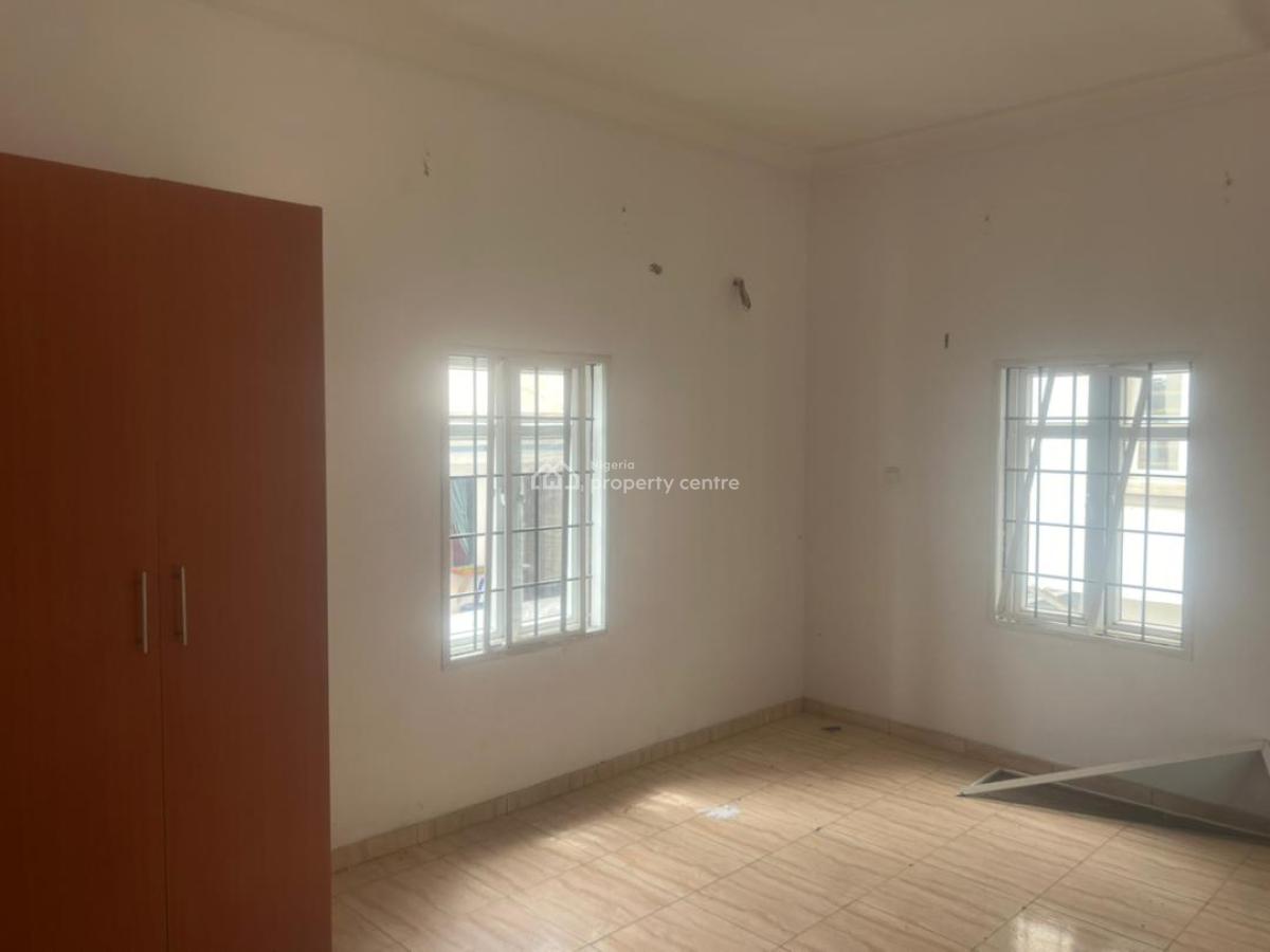 2 Bedroom Apartment, Ikota, Lekki, Lagos, Flat / Apartment for Rent