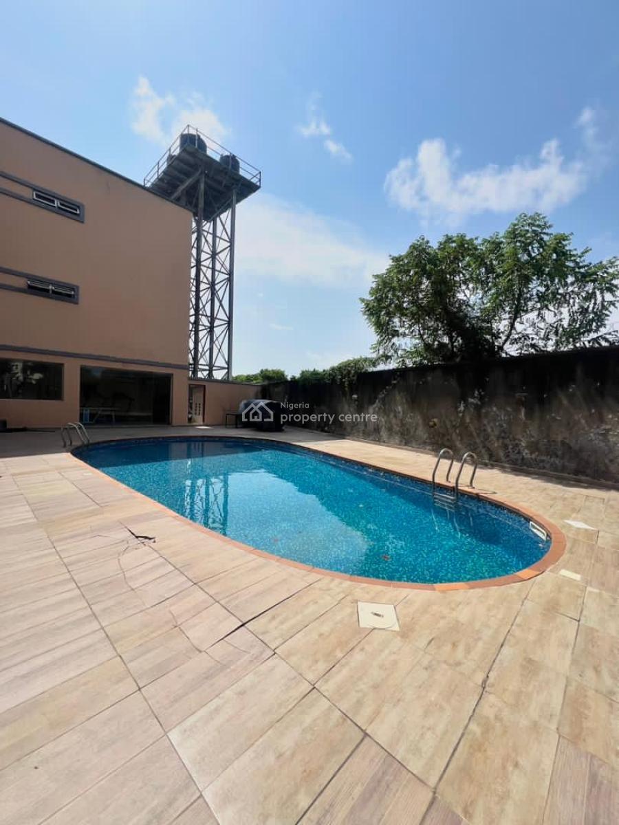 2 Bedroom Apartment with Gym and Swimming Pool, Lekki Phase 1, Lekki, Lagos, Flat / Apartment for Rent