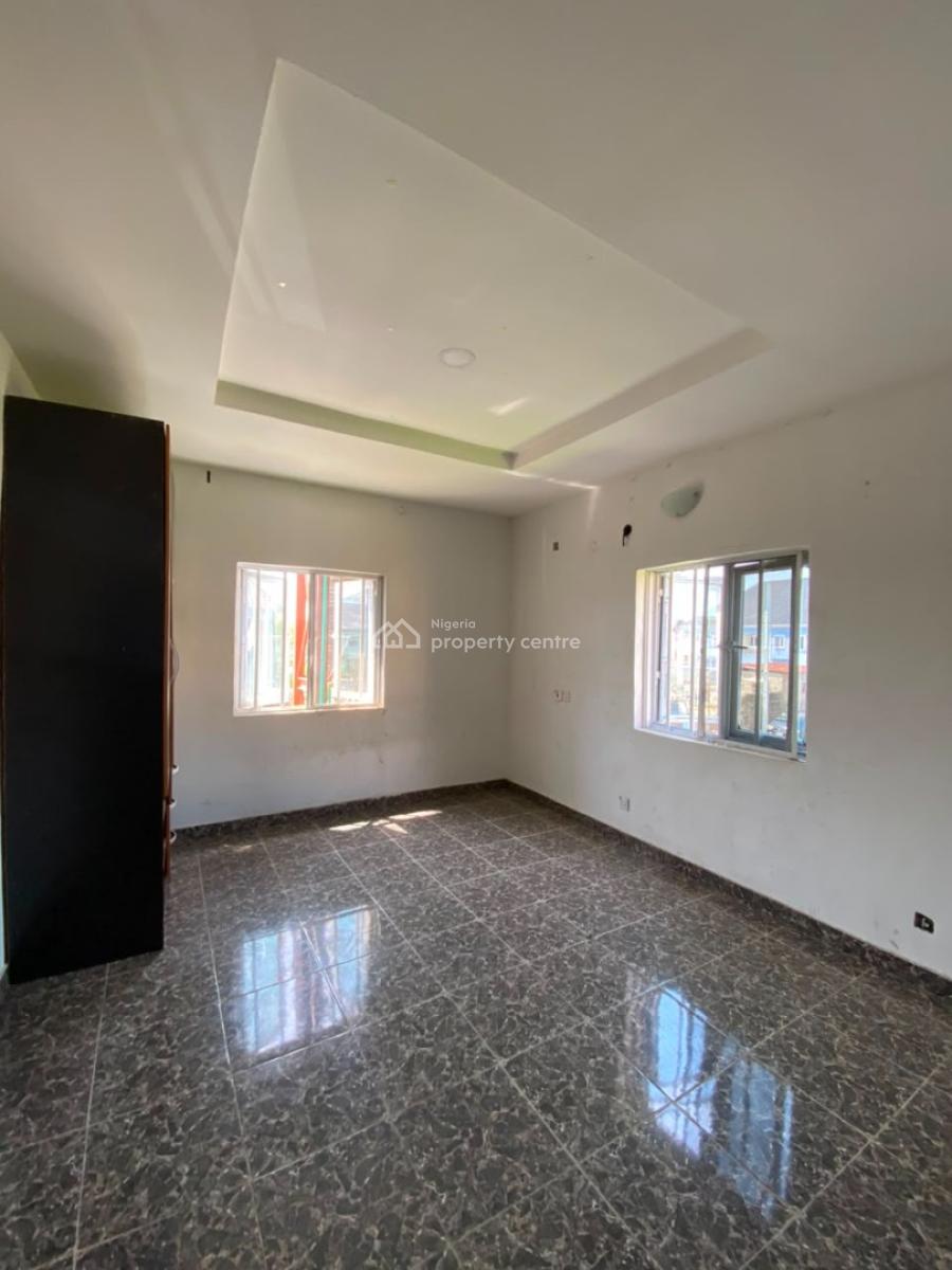 Exclusive 2 Bedrooms Luxury Apartment, Badore Road, Ajah, Lagos, Flat / Apartment for Rent
