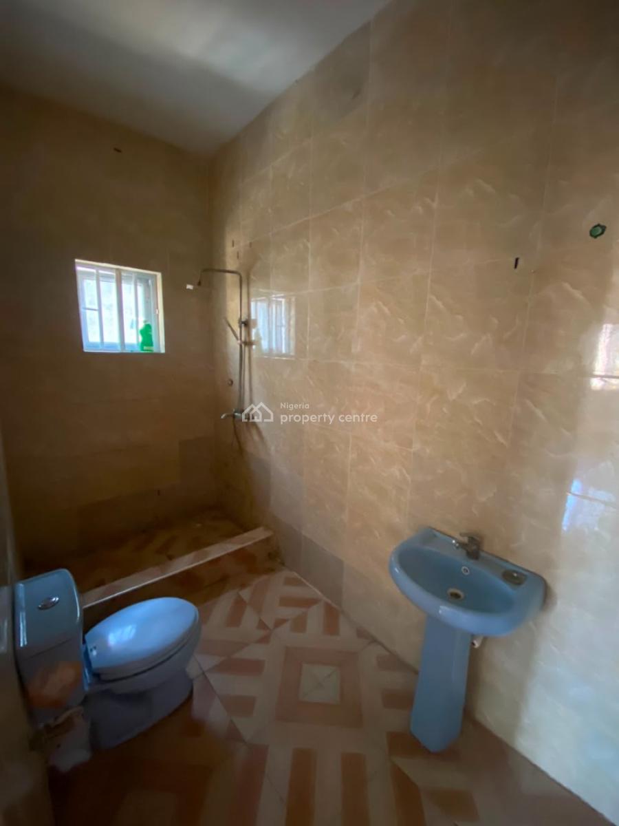 Exclusive 2 Bedrooms Luxury Apartment, Badore Road, Ajah, Lagos, Flat / Apartment for Rent