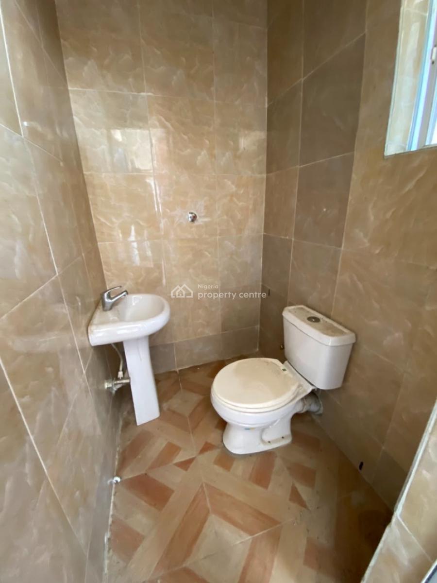 Exclusive 2 Bedrooms Luxury Apartment, Badore Road, Ajah, Lagos, Flat / Apartment for Rent