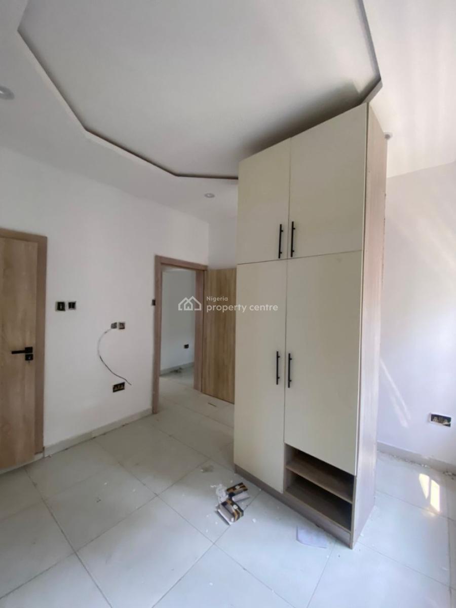 a Lovely  3 Bedroom Terrace Duplex with a Communal Swimming Pool, Chevron Toll Gate, Orchid Road, Lekki, Lagos, Terraced Duplex for Sale