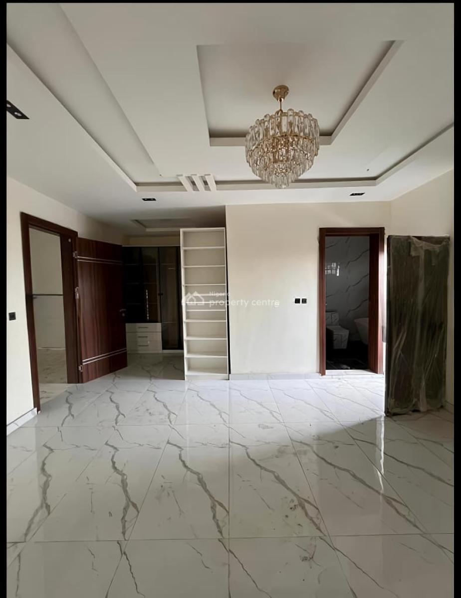 Modern 4-bedroom Semi-detached Duplex with Bq., Gbagada, Lagos, Semi-detached Duplex for Sale