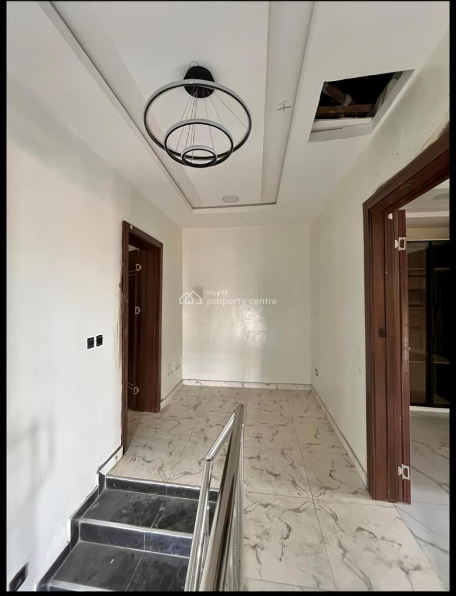 Modern 4-bedroom Semi-detached Duplex with Bq., Gbagada, Lagos, Semi-detached Duplex for Sale