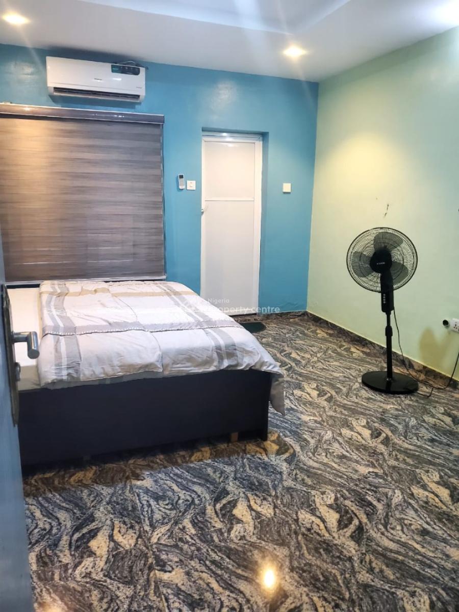 Fully Furnished 2 Bedroom Flat, Aromolaran Junction, Agodi, Ibadan, Oyo, Flat / Apartment for Rent