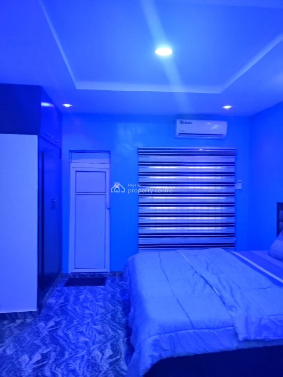 Fully Furnished 2 Bedroom Flat, Aromolaran Junction, Agodi, Ibadan, Oyo, Flat / Apartment for Rent
