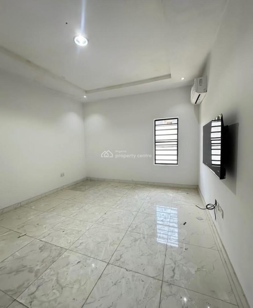 2 Bedroom Apartment with Swimming Pool, Freedom Way, Lekki, Lagos, Flat / Apartment for Rent