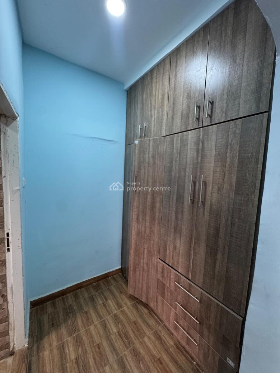 Standard 3 Bedroom Block of Flat with Visitors Toilet and Balcony, Inside a Well Secured Estate in Apo Primary/wumba District, Apo, Abuja, Flat / Apartment for Rent