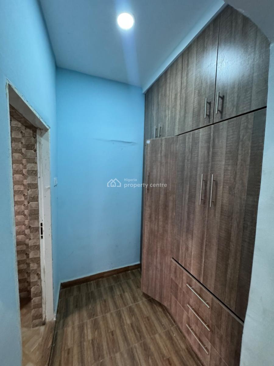 Standard 3 Bedroom Block of Flat with Visitors Toilet and Balcony, Inside a Well Secured Estate in Apo Primary/wumba District, Apo, Abuja, Flat / Apartment for Rent