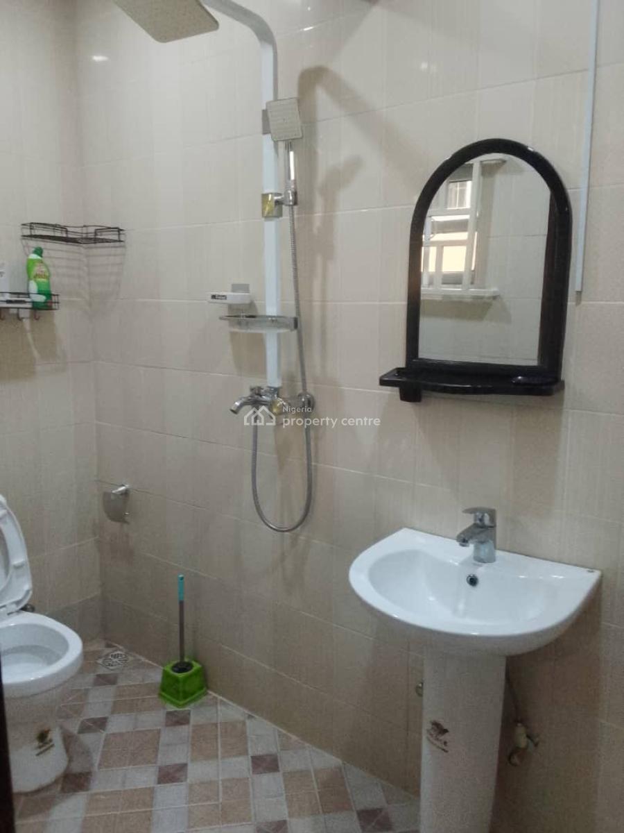 2 Bedroom Apartment, Crown Estate, Sangotedo, Ajah, Lagos, Flat / Apartment Short Let