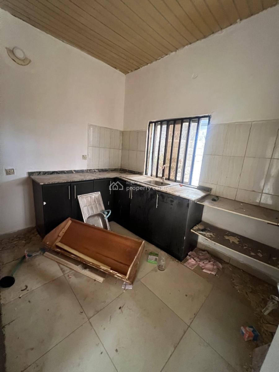 Massive 1 Bedroom in a Safe Compound and, Kaura, Abuja, Mini Flat (room and Parlour) for Rent