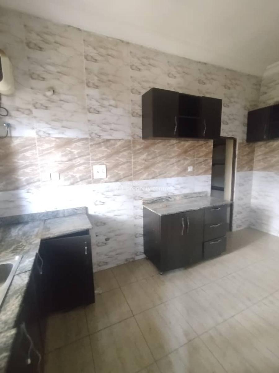 Fully Serviced 2 Bedroom Flat on The Ground Floor, Jahi, Abuja, Flat / Apartment for Rent