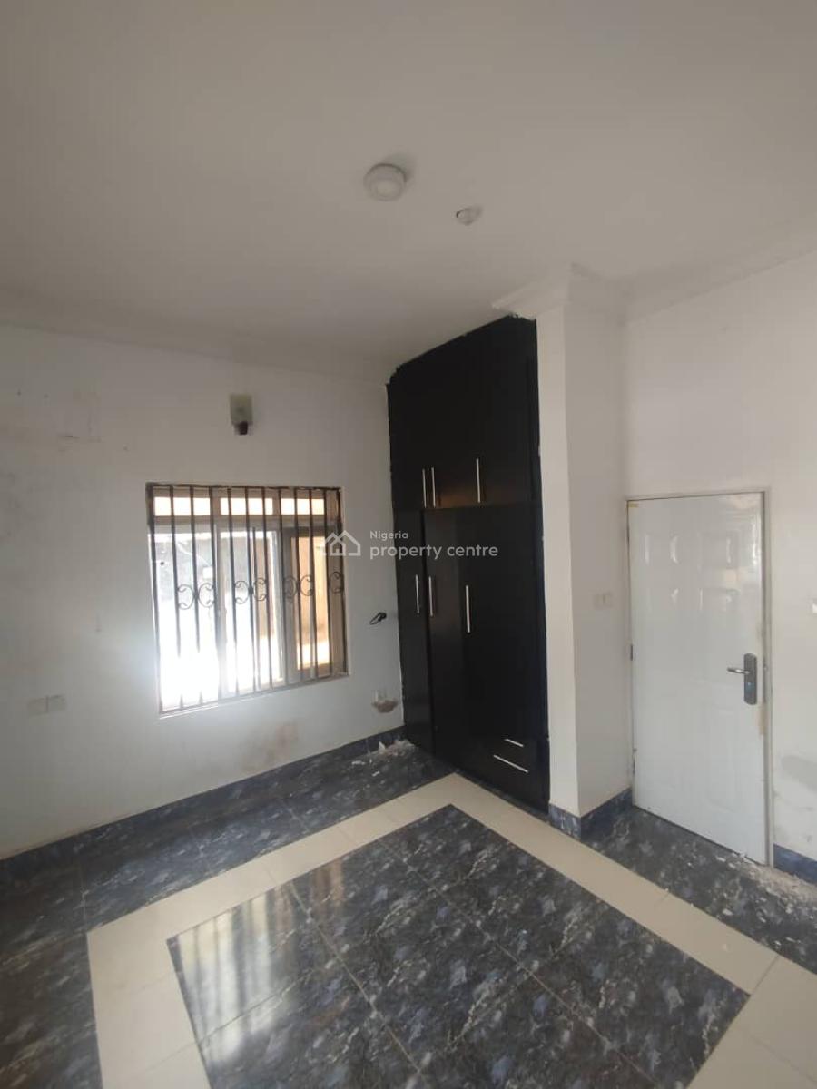 Fully Serviced 2 Bedroom Flat on The Ground Floor, Jahi, Abuja, Flat / Apartment for Rent